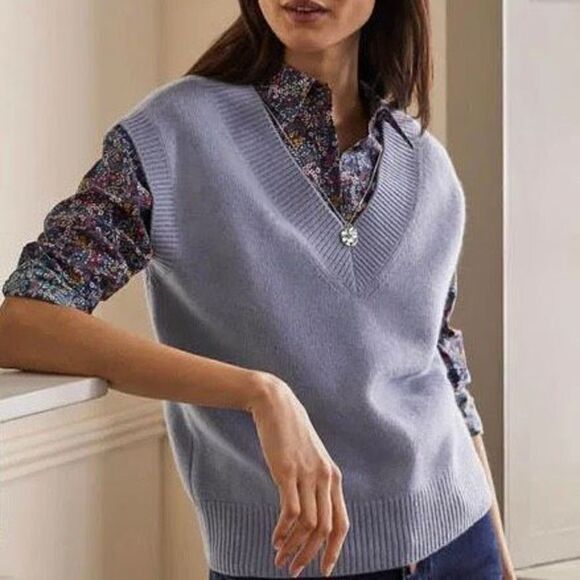 Boden 100% Cashmere Sweater Vest Relaxed V Neck Knit Light Blue women’s size L - Picture 1 of 10